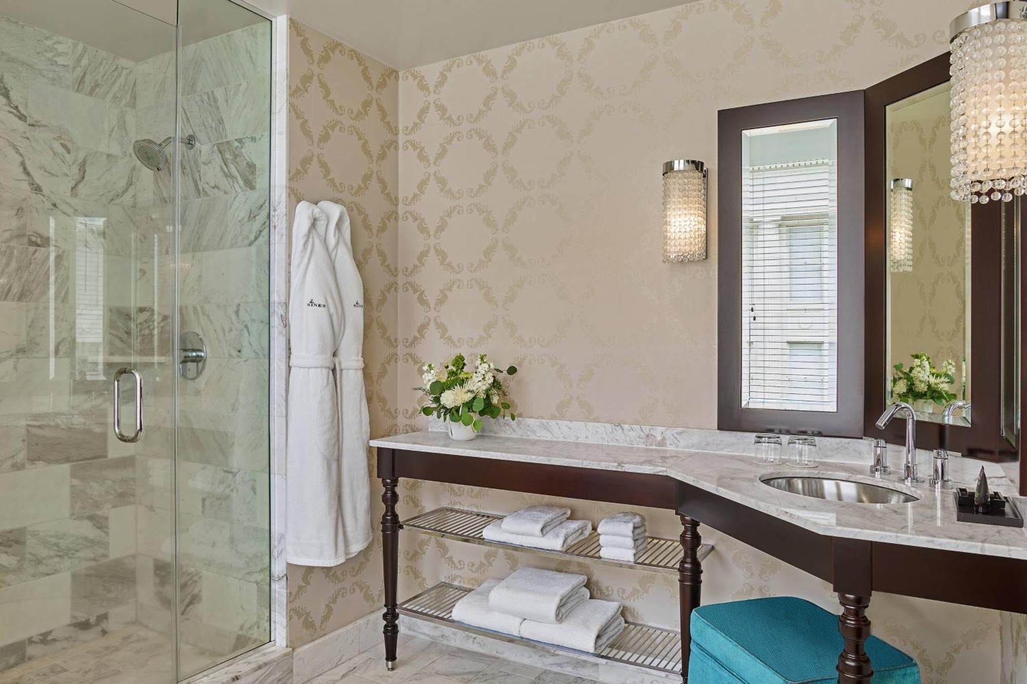 The Nines, A Luxury Collection Hotel, Hotel